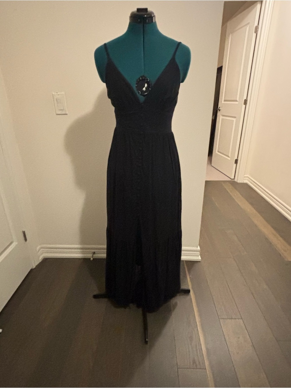 Abercrombie & Fitch Black Spaghetti-Strap Maxi Dress - Picture 1 of 2